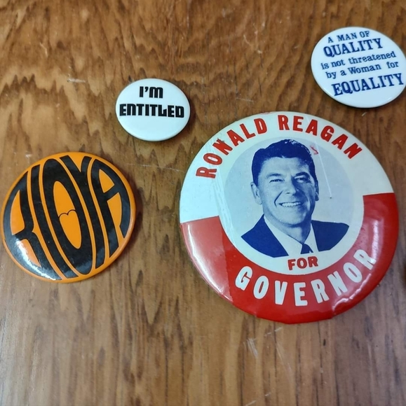 Misc Buttons - Ronald Reagan Political - Picture 4 of 4